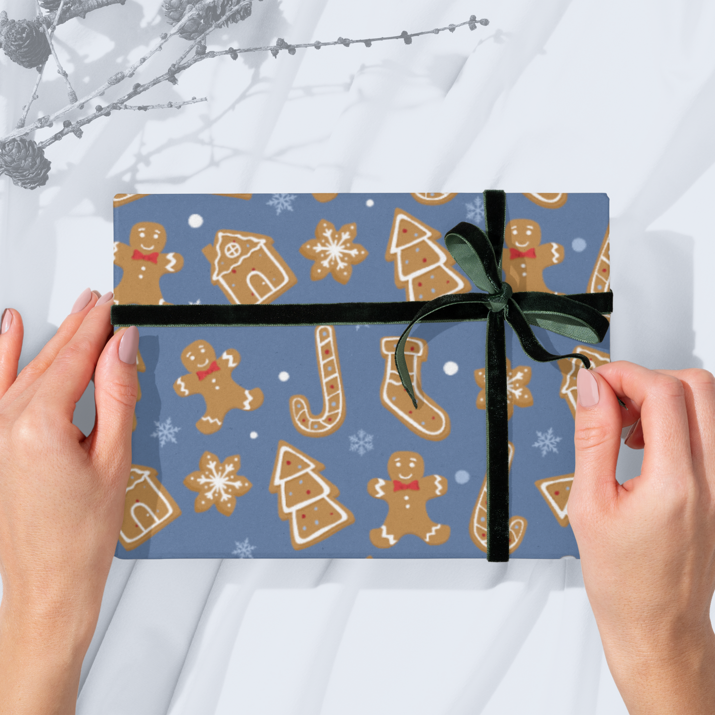 GINGERBREAD BLISS GIFT WRAP