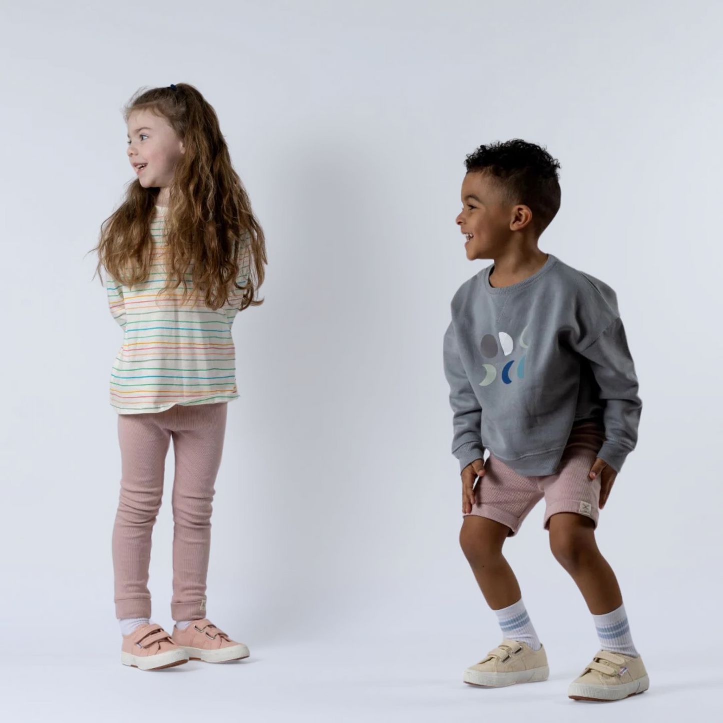 CRESCENT MOON SWEATSHIRT . Up to 6 Years