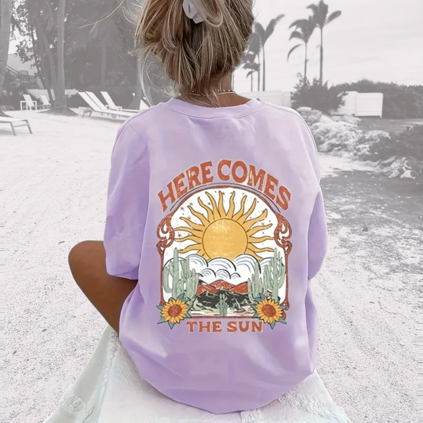 HERE COMES THE SUN T-SHIRT . 4 to 8 Years