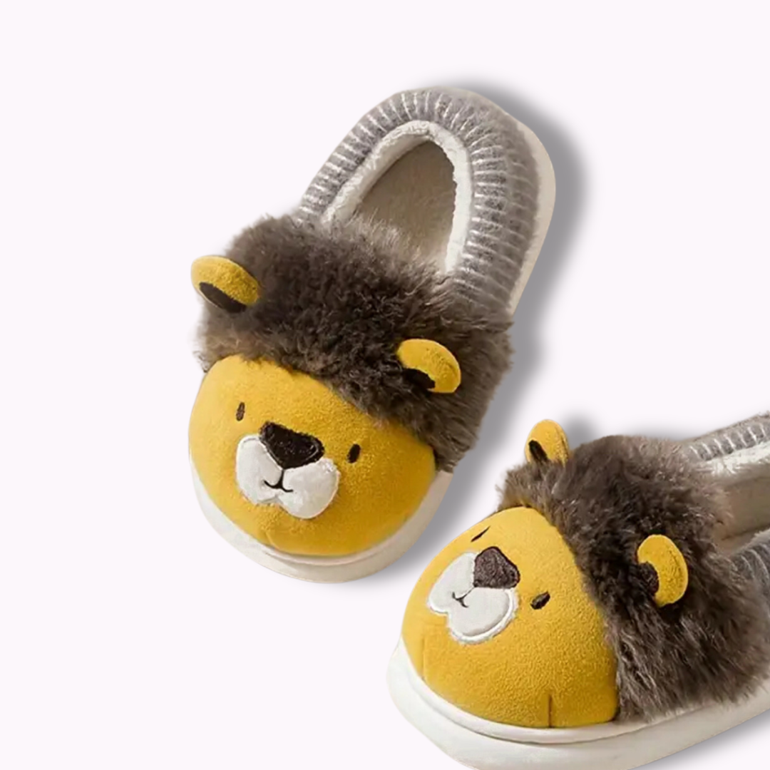 LION TODDLER SLIPPERS . Up to 12 Months