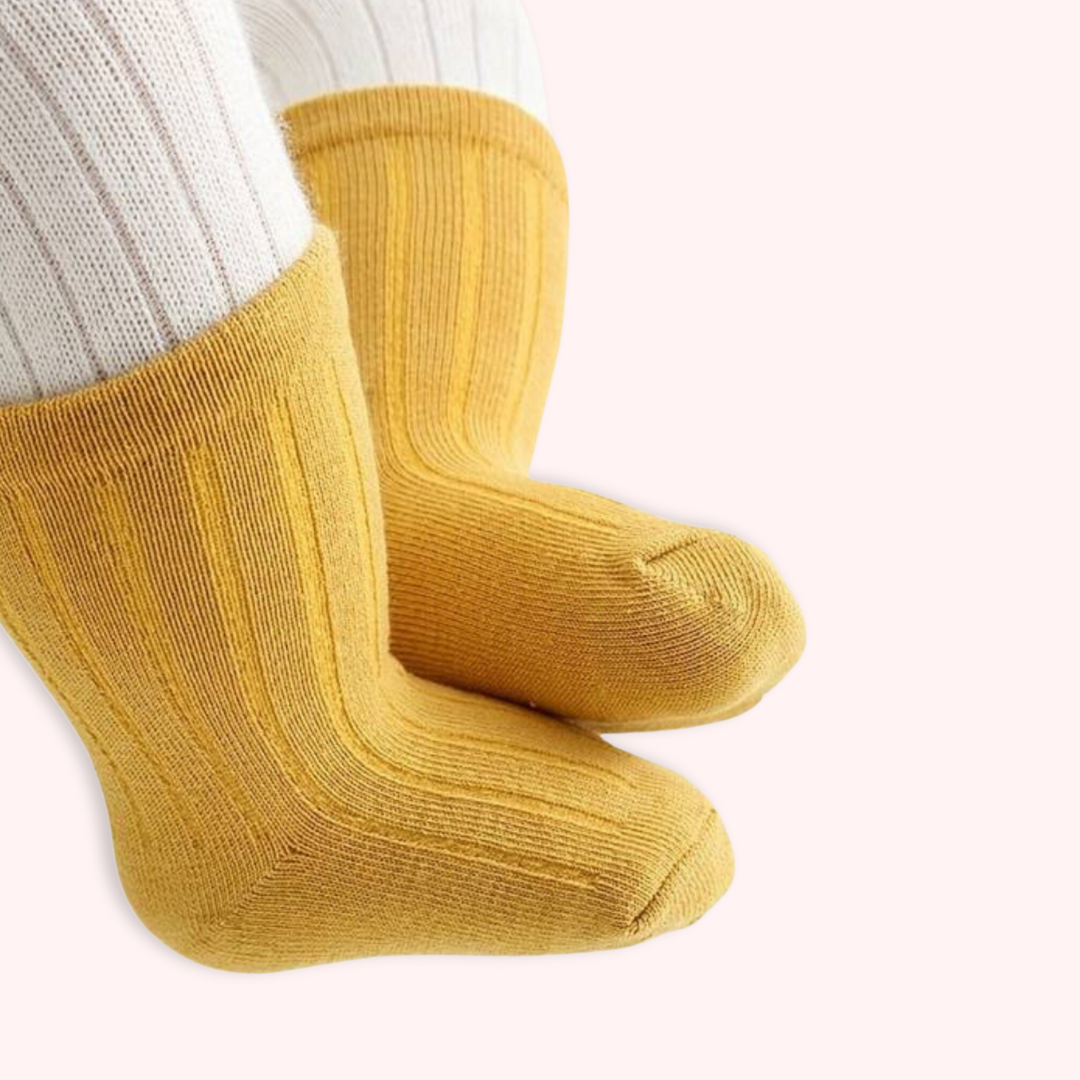 RIBBED COTTON SOCKS . Up to 12 Months