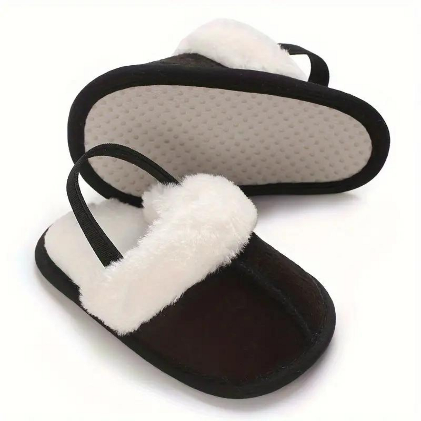 FLEECE SLIPPERS . Black