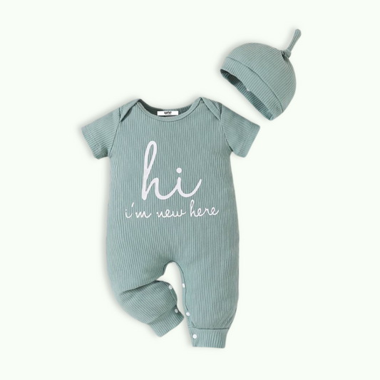 NEW HERE SLEEPSUIT SET . Green . Newborn