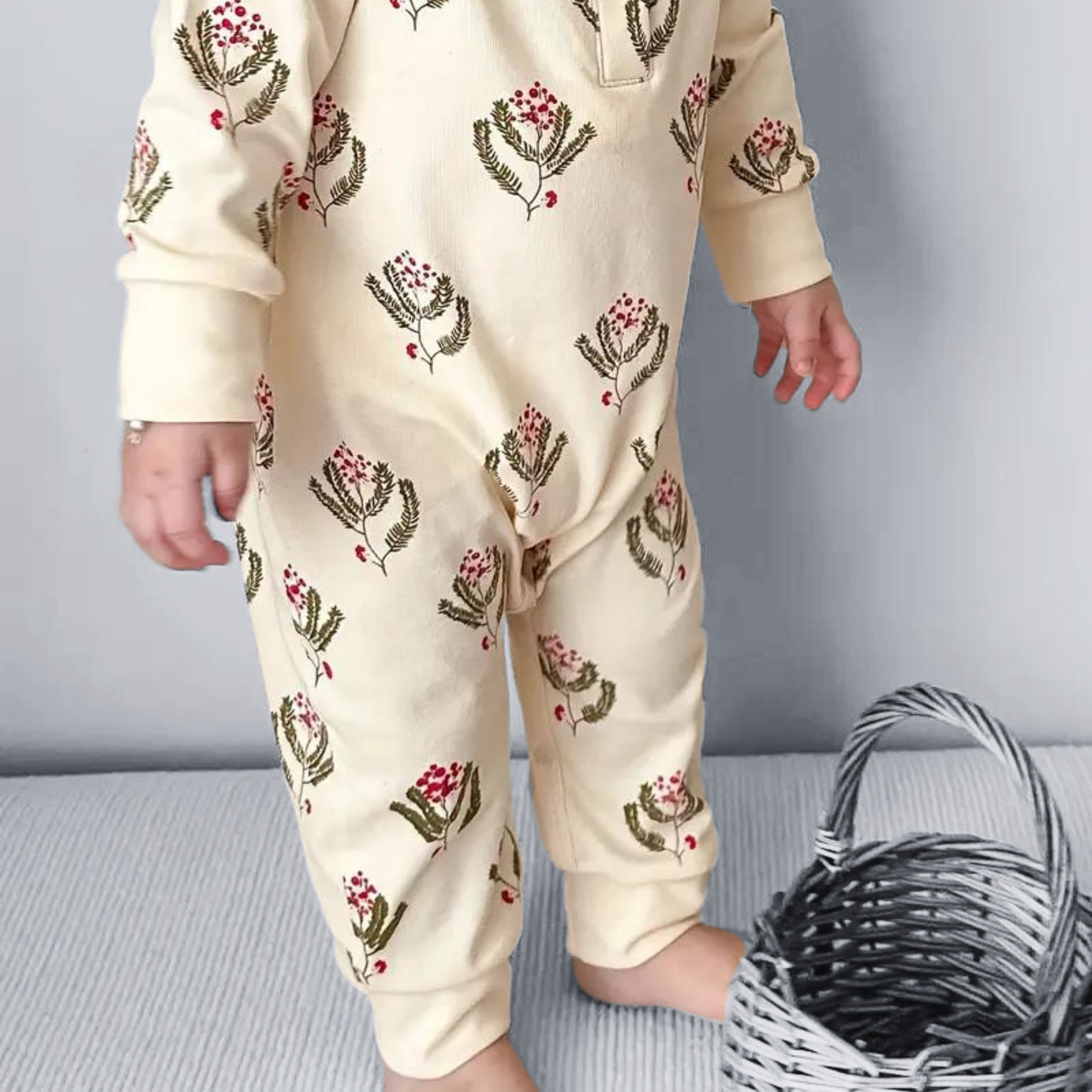 MISTLETOE SLEEP SUIT