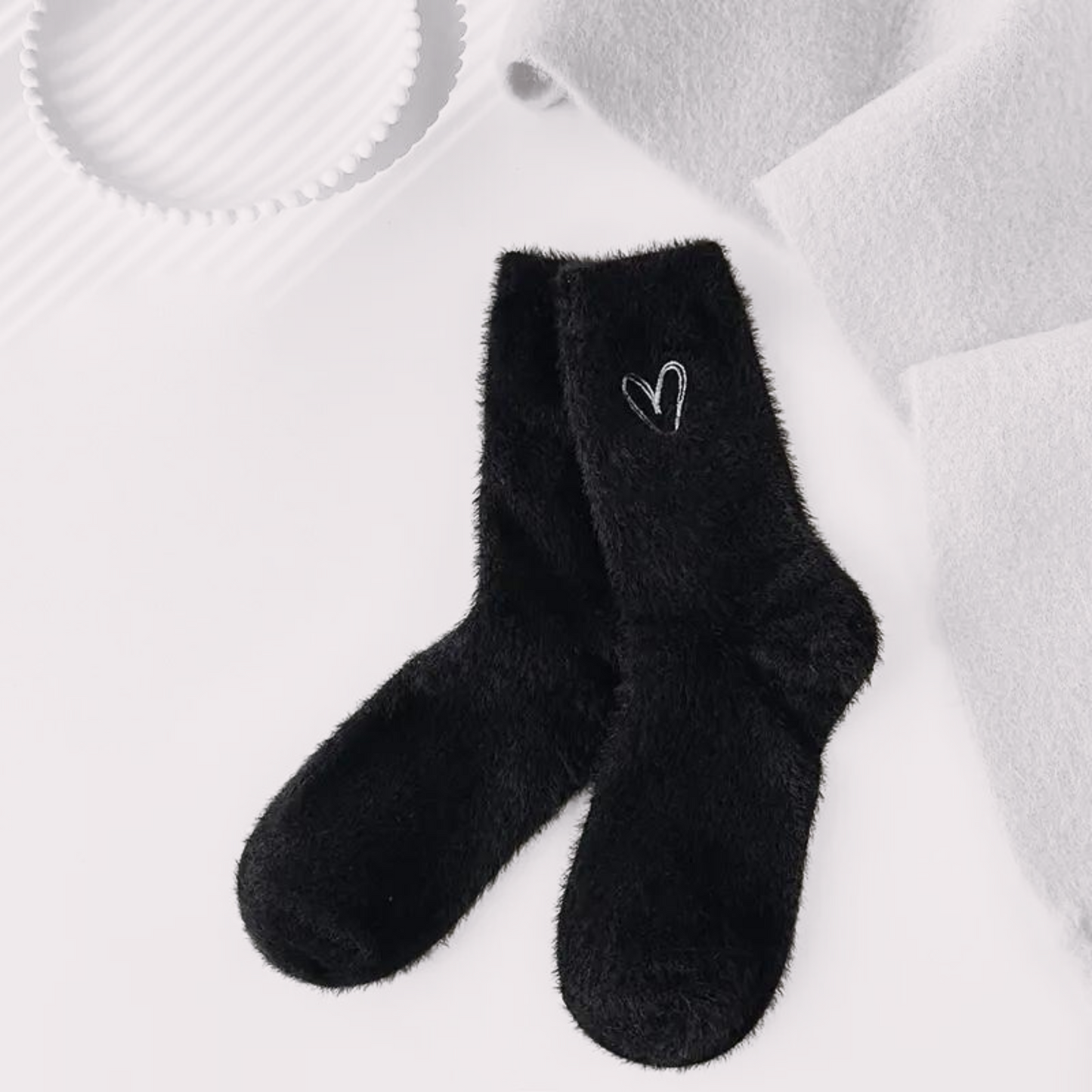 COSY HEART SOCKS