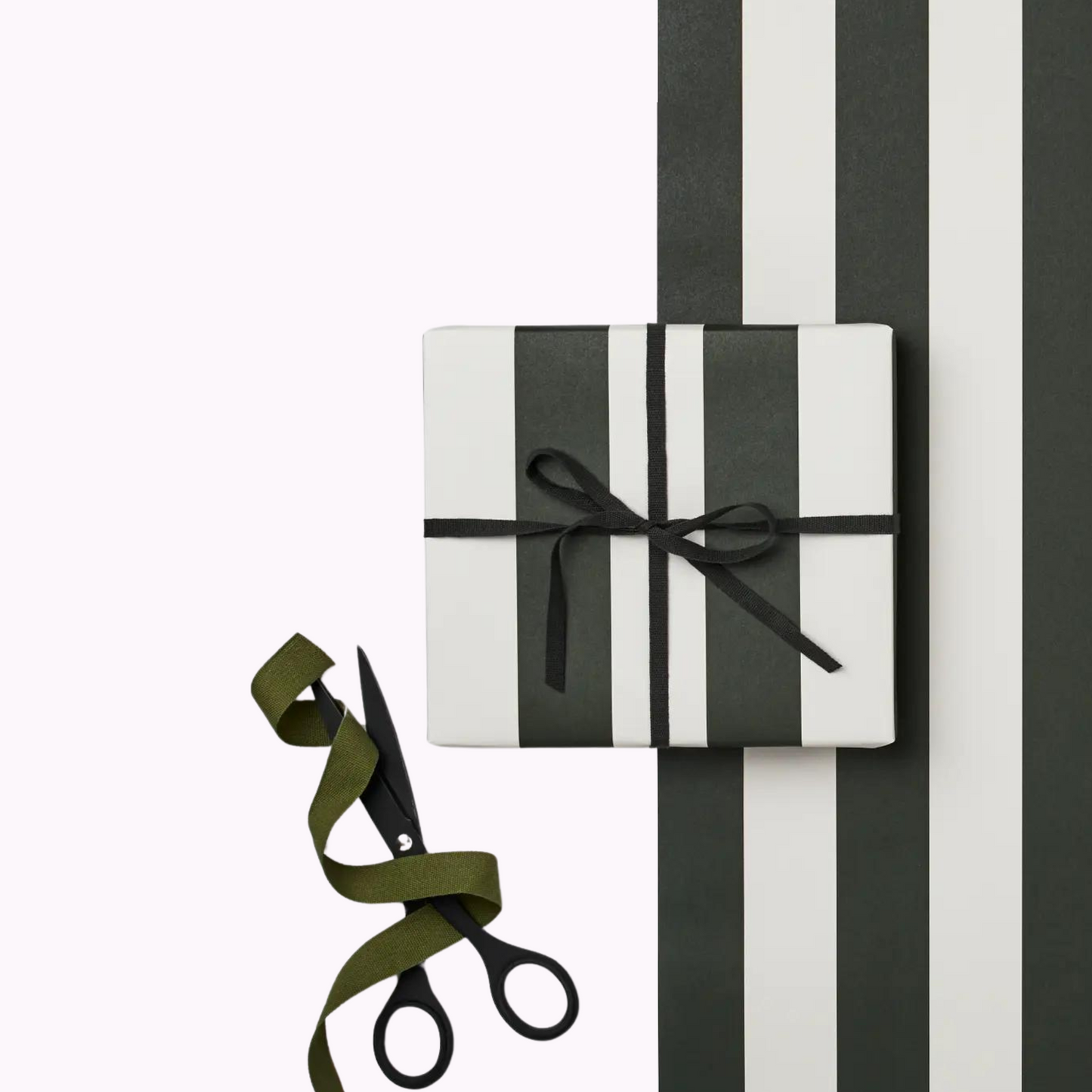 STRIPE PINE GIFT WRAP